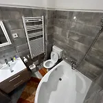 Velez Haz Budapest