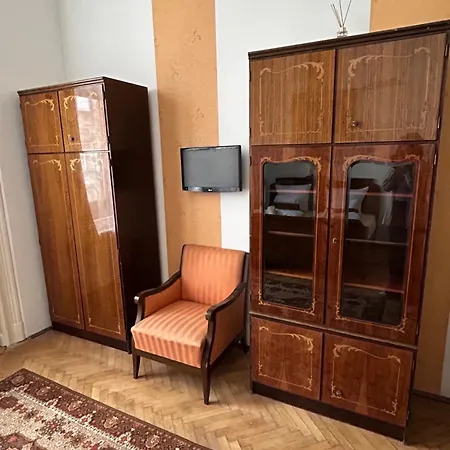 Velez Ház * Budapest