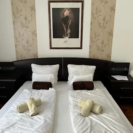 Velez Ház Apartman *