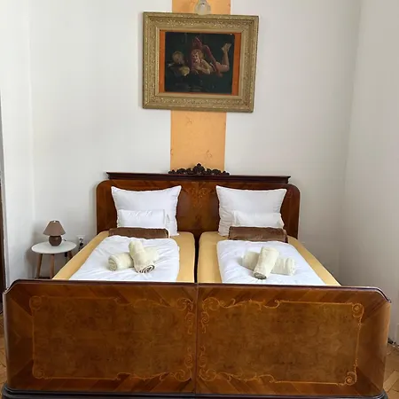 Apartament Velez Haz *
