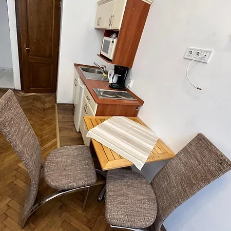 Velez Haz Apartment *